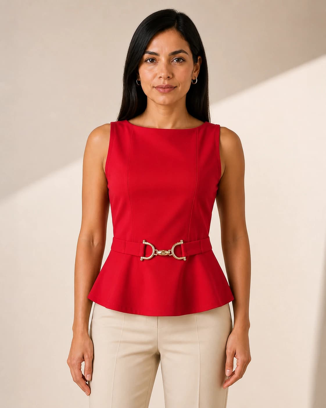 Blusa peplum roja con hebilla